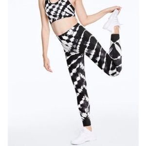 VS PINK Seamless Tie dye leggings